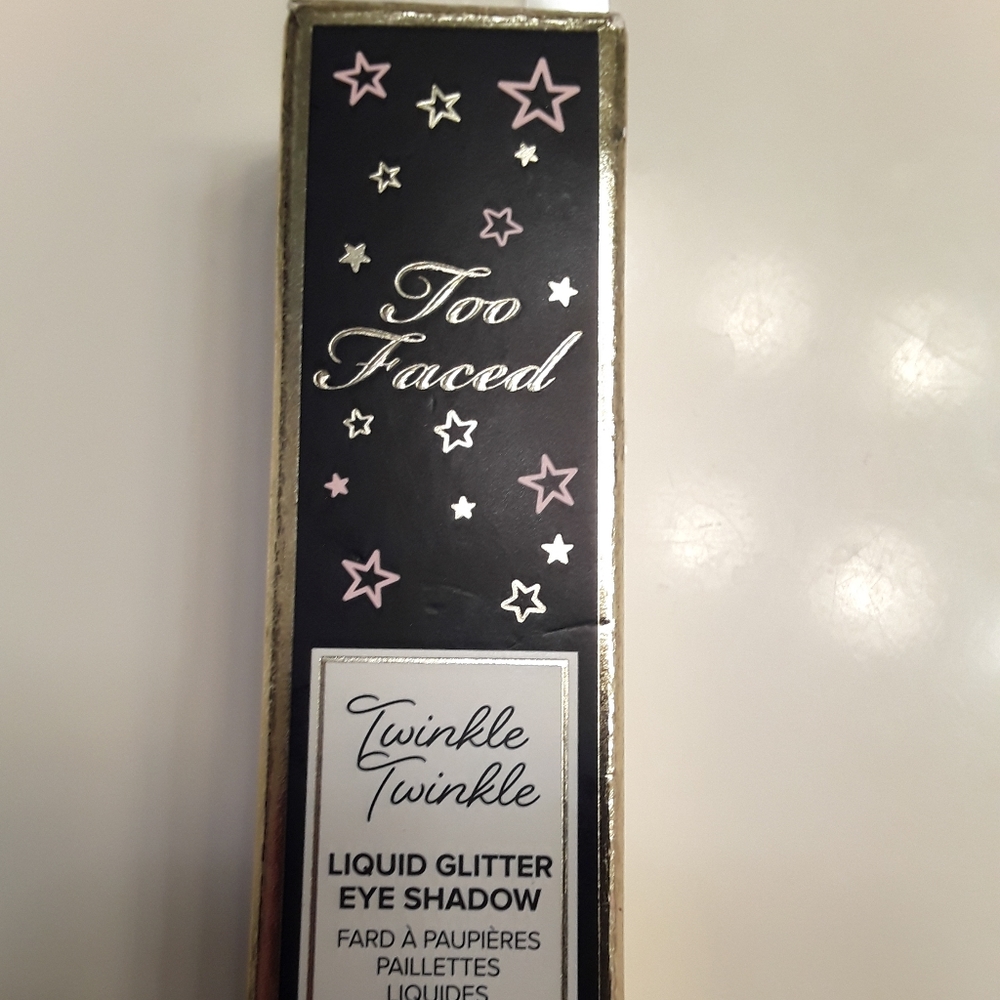 Twinkle Twinkle Liquid Eyeshadow NWT Licorich